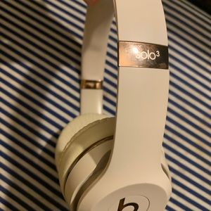 Beats Wireless Solo 3